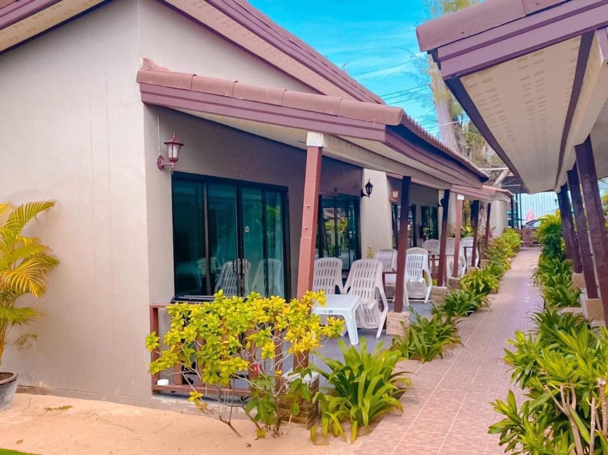 Dang Sea Beach Resort - Sha Nai Yang Exterior photo
