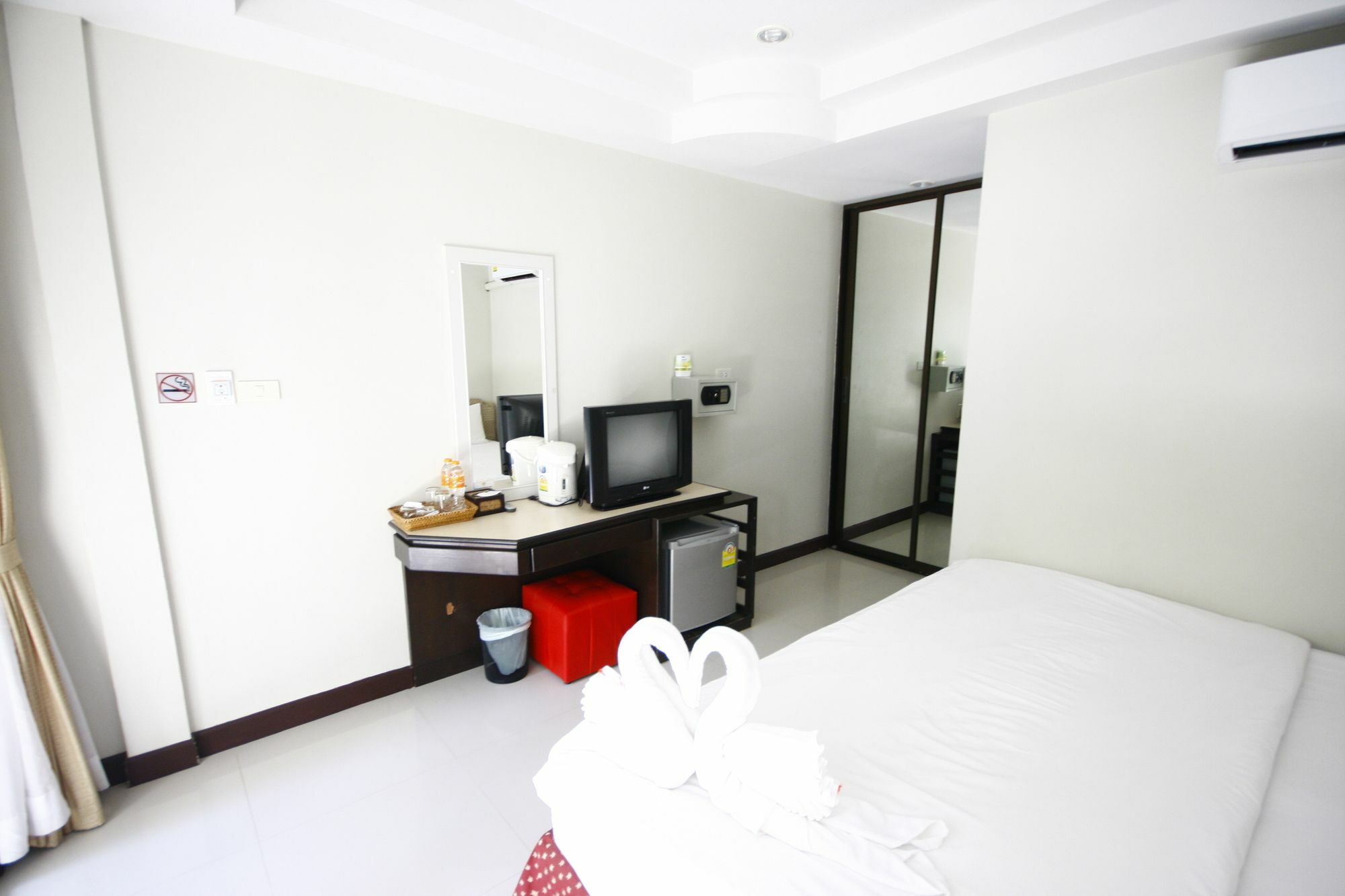 Dang Sea Beach Resort - Sha Nai Yang Exterior photo