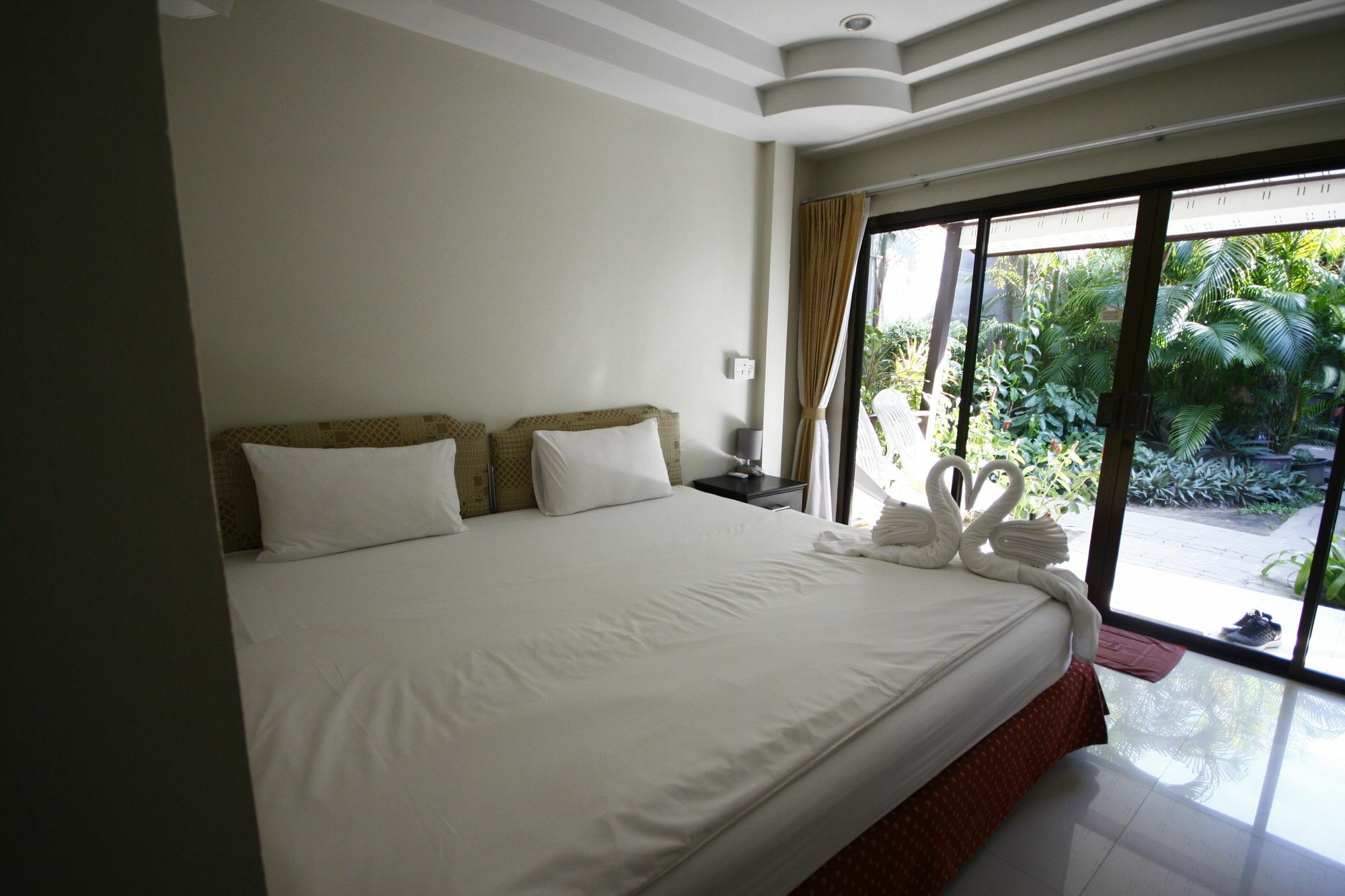 Dang Sea Beach Resort - Sha Nai Yang Exterior photo